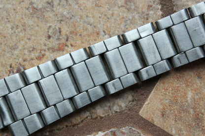 RUSSIAN VOSTOK BRACELET 20mm New №8