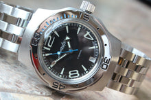 Load image into Gallery viewer, Russian Mechanical Automatic Wrist Watch VOSTOK AMPHIBIAN DIVER 160271
