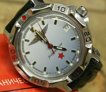 Vostok Komandirskie Mechanical Military Russian wrist watch Red Star 811290