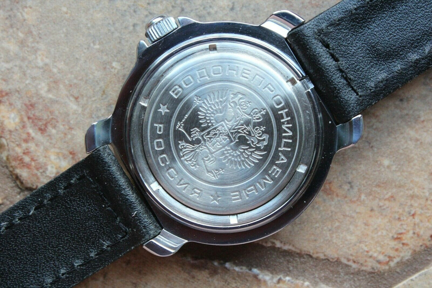 Vostok Komandirsky Russian Mechanical Military Wrist Watch Red Star 811171