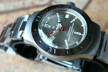 Load image into Gallery viewer, Vostok Amphibian Mechanical Auto Russian diver wrist watch 060284
