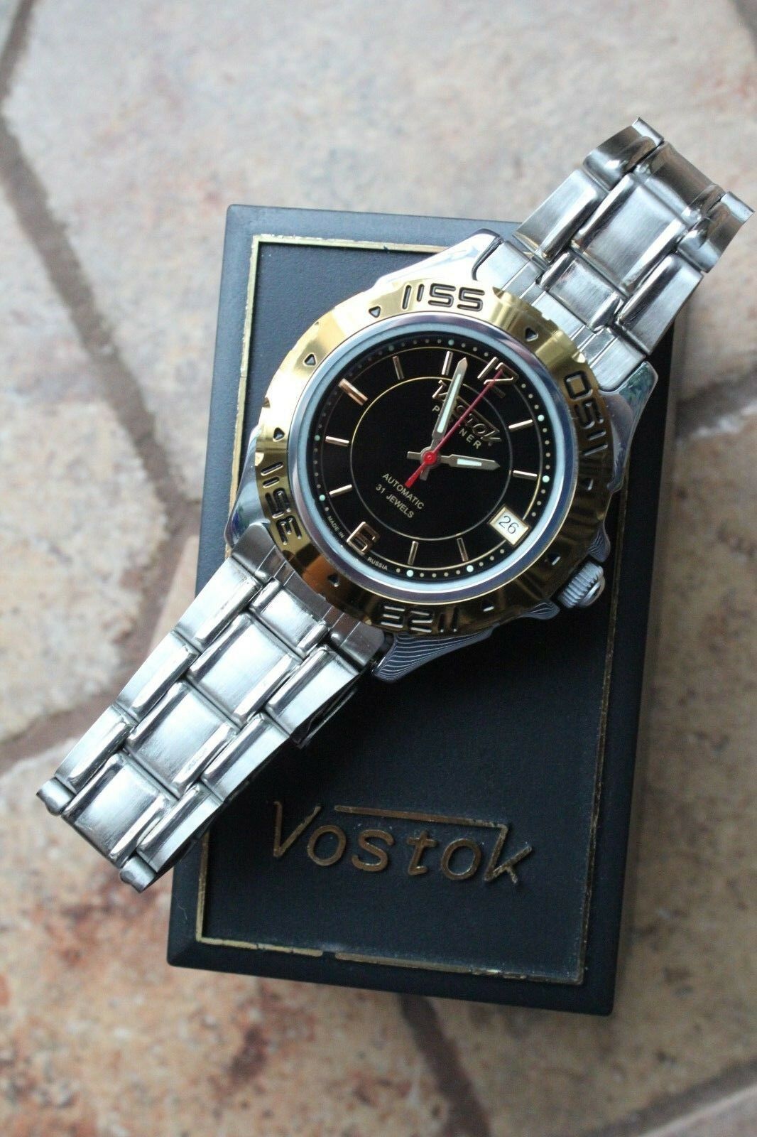 Russian Mechanical Automatic Wrist Watch Vostok Partner 301175