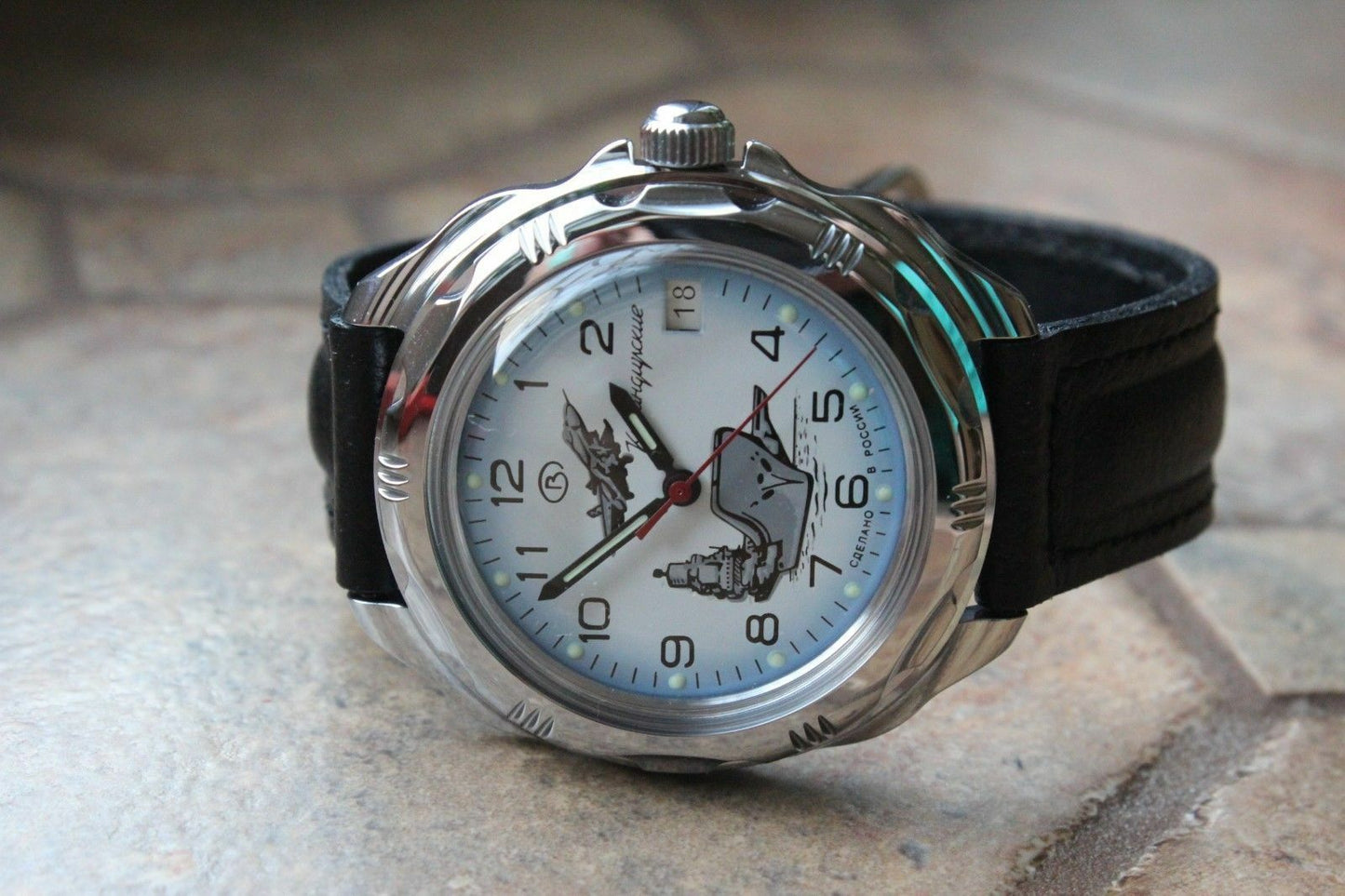 Vostok Komandirsky Russian Military Wrist Watch # 211982 NEW