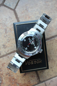 Vostok Amphibian Russian diver wrist watch 060634