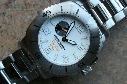 Vostok Amphibian Red Sea Russian Mechanical Automatic wrist watch 040684