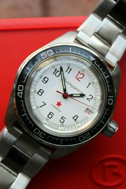 Vostok Komandirsky 020712 Mechanical Automatic Military Wrist Watch Red Star