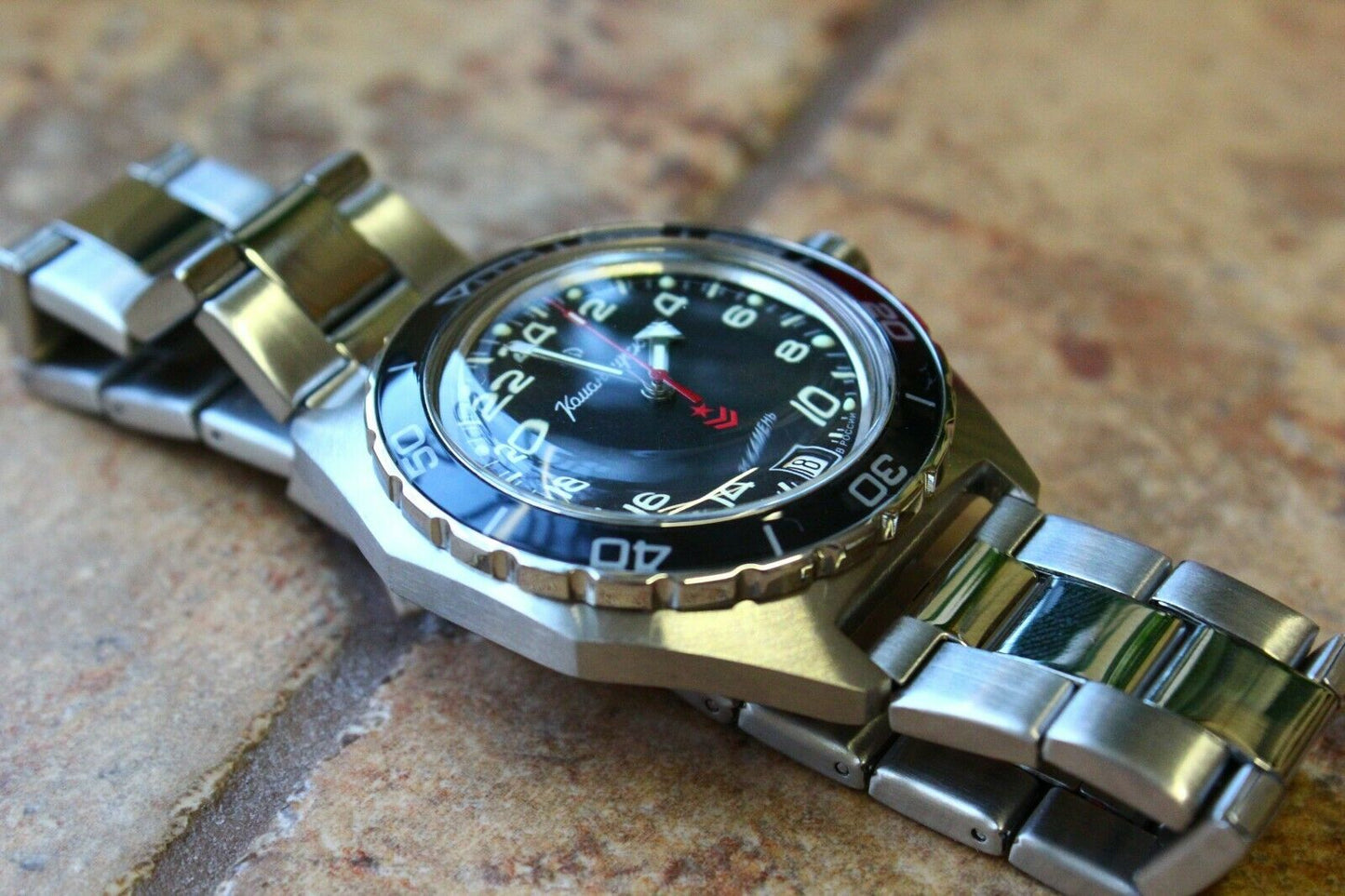 Vostok Komandirskie Military Automatic Russian wrist watch 24 hours 650541