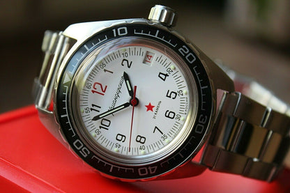 Vostok Komandirsky 020712 Mechanical Automatic Military Wrist Watch Red Star