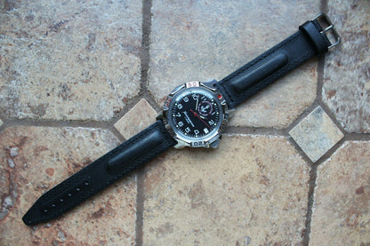 Vostok Komandirsky 811956 Russian Mechanical Military Wrist Watch Marines