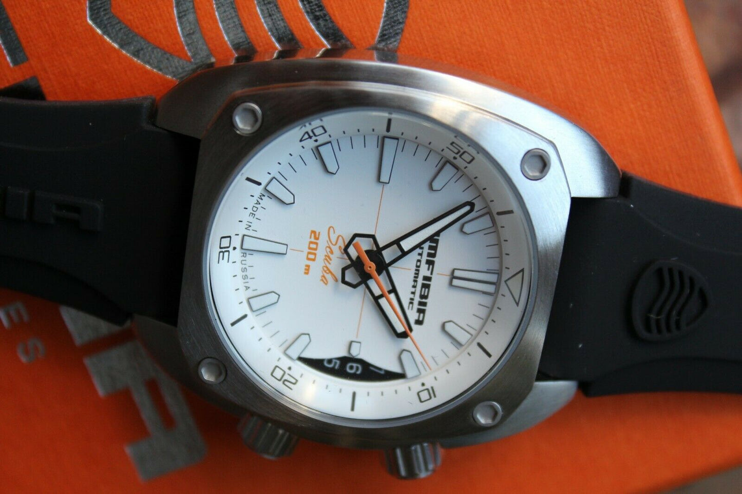 Vostok Amphibian Scuba Russian wrist watch 070799