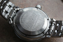 Load image into Gallery viewer, Russian Mechanical Automatic Wrist Watch VOSTOK AMPHIBIAN DIVER 420007
