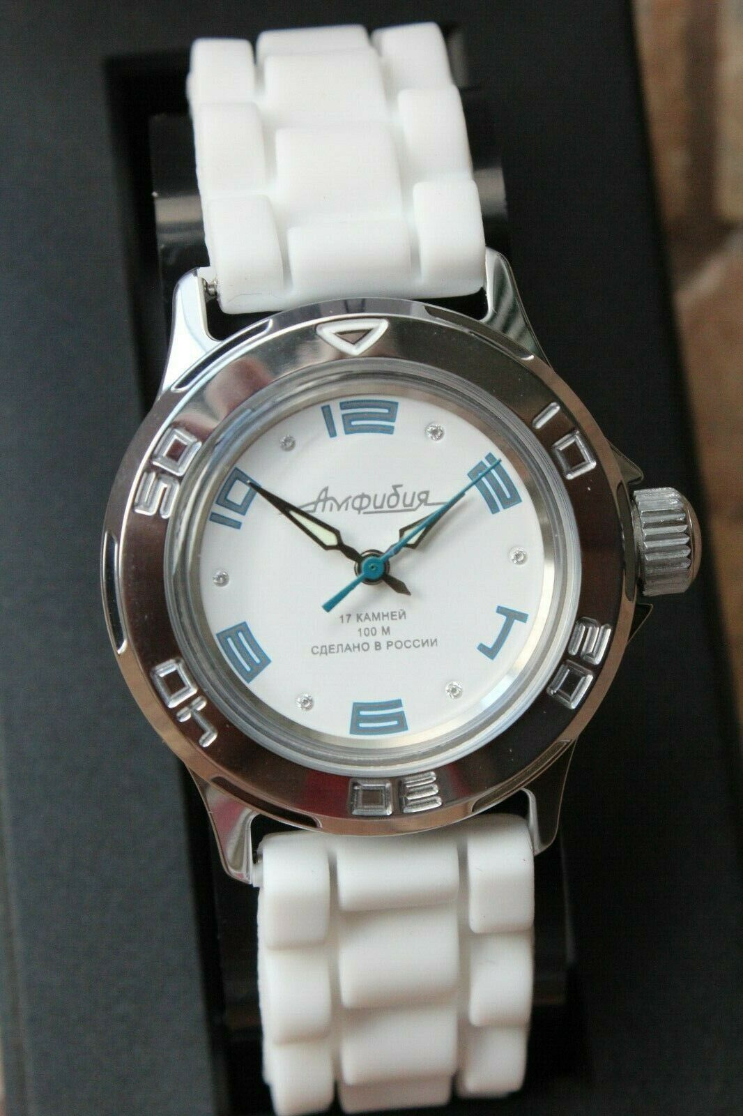 Vostok Amphibian 051458 Mechanical Women Female Russian wrist watch White Blue