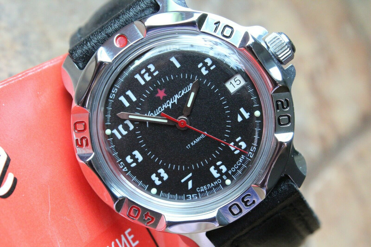 Vostok Komandirsky Russian Mechanical Military Wrist Watch Red Star 811186
