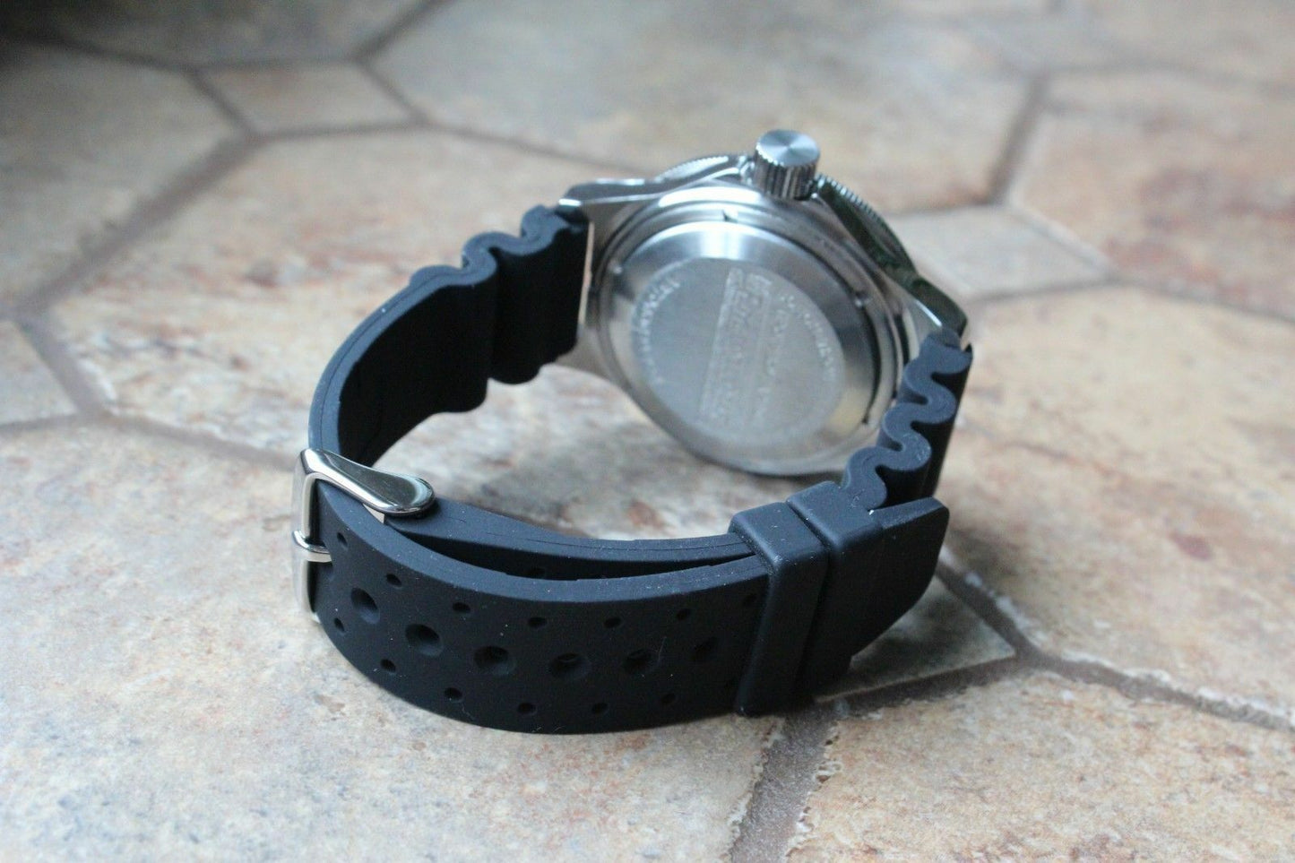Russian Mechanical Automatic Wrist Watch VOSTOK AMPHIBIAN DIVER 120695