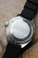 Load image into Gallery viewer, Russian Mechanical Automatic Wrist Watch VOSTOK AMPHIBIAN DIVER 670922
