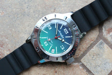 Load image into Gallery viewer, Russian Mechanical Automatic Wrist Watch VOSTOK AMPHIBIAN DIVER 120848
