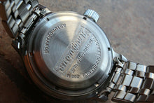 Load image into Gallery viewer, Russian Mechanical Automatic Wrist Watch VOSTOK AMPHIBIAN DIVER 420526
