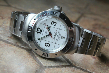 Vostok Amphibian Mechanical Automatic Russian diver wrist watch 060487
