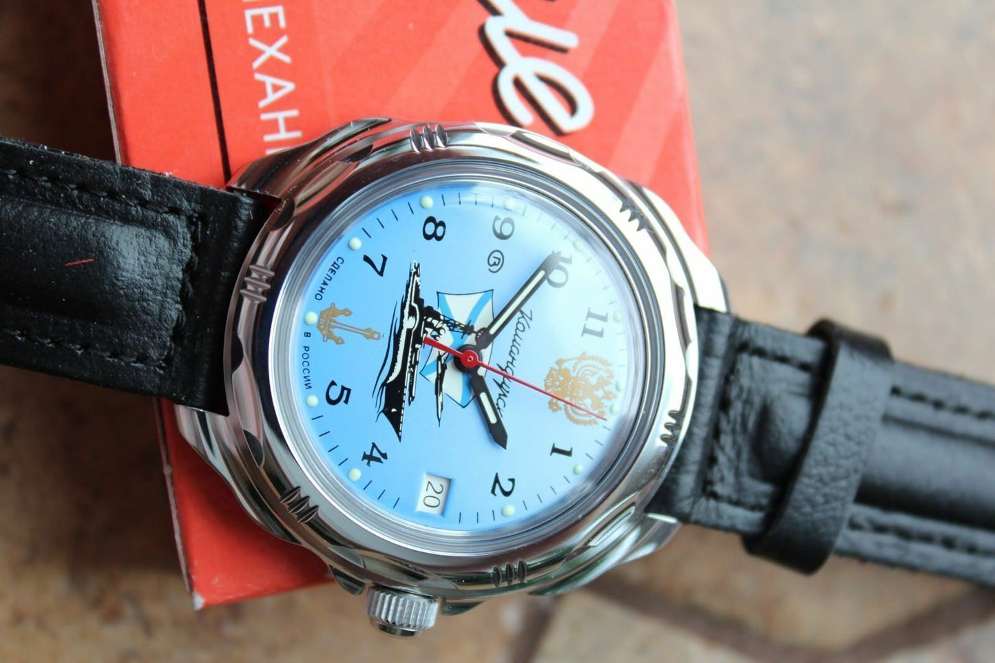 Vostok Komandirsky Russian Military Wrist Watch # 211139 NEW