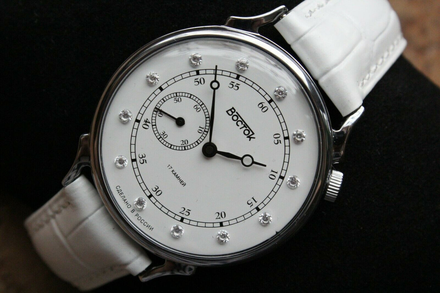 Vostok Women's Russian Mechanical Hand Winding Wrist watch 581593