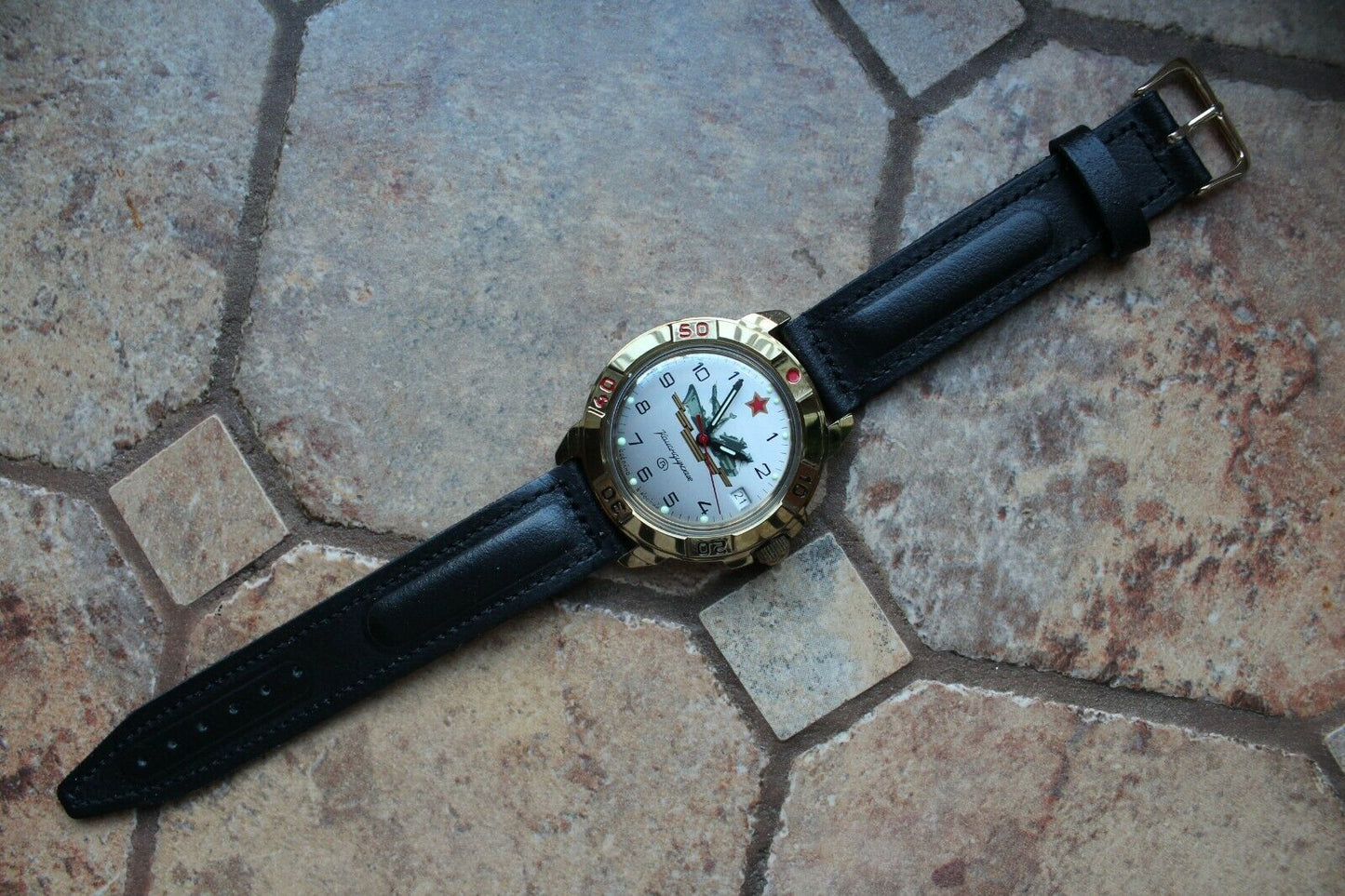 Vostok Komandirsky  Military Wrist Watch # 439823 NEW