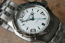 Load image into Gallery viewer, Russian Mechanical Automatic Wrist Watch VOSTOK AMPHIBIAN DIVER 160273
