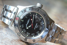 Load image into Gallery viewer, Russian Mechanical Automatic Wrist Watch VOSTOK AMPHIBIAN DIVER 100654
