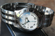 Load image into Gallery viewer, Russian Mechanical Automatic Wrist Watch VOSTOK AMPHIBIAN DIVER 100473
