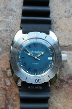 Load image into Gallery viewer, Russian Automatic Wrist Watch VOSTOK AMPHIBIAN DIVER Rubber Band 150367-R1
