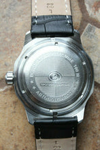 Load image into Gallery viewer, Russian Mechanical Automatic Wrist Watch VOSTOK Komandirsky K-35 350515
