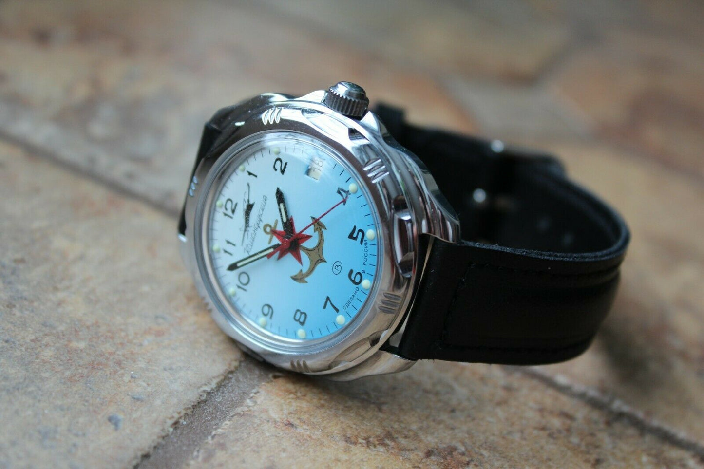 Vostok Komandirsky Russian Military Wrist Watch # 211084 NEW