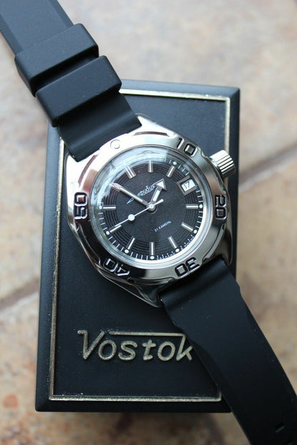 Russian Mechanical Automatic Wrist Watch VOSTOK AMPHIBIAN DIVER 670922