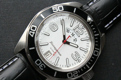 Vostok Komandirsky 030789 Russian Automatic Military Wrist Watch Day Night