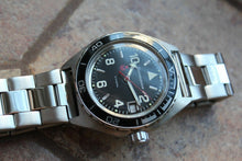 Load image into Gallery viewer, Vostok Komandirskie Automatic Russian wrist watch 650536
