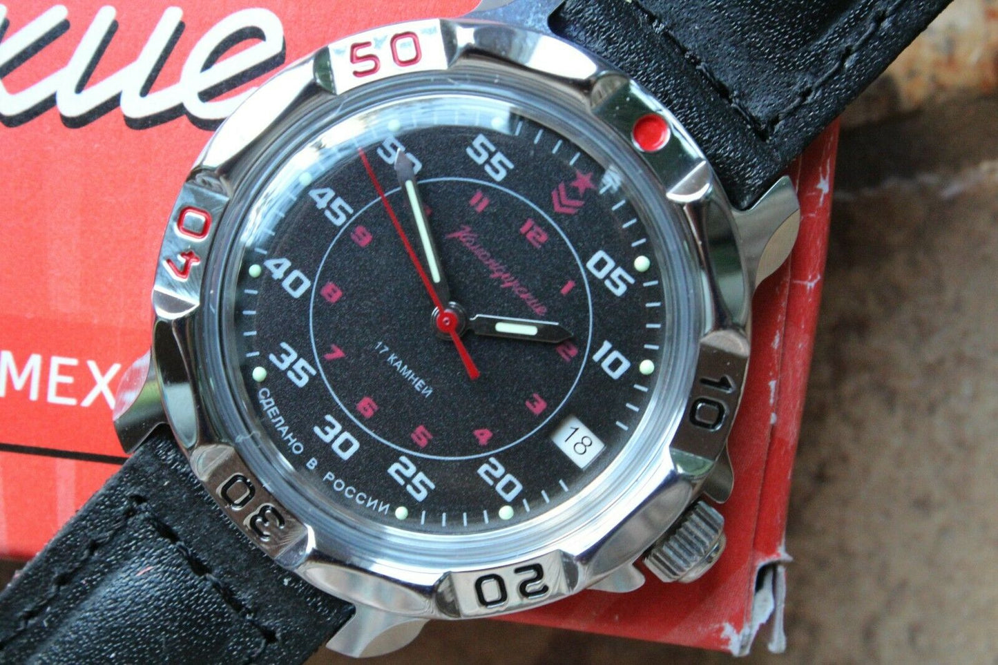 Vostok Komandirsky Russian Mechanical Military Wrist Watch Red Star 811172