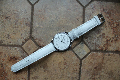 Vostok Women's Russian Mechanical Hand Winding Wrist watch 581593