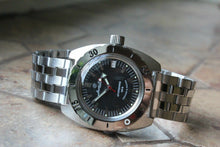 Load image into Gallery viewer, Russian Mechanical Automatic Wrist Watch VOSTOK AMPHIBIAN DIVER 150662
