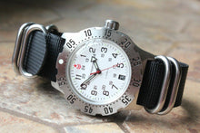 Load image into Gallery viewer, Russian Mechanical Automatic Wrist Watch VOSTOK Komandirsky K-35 350752
