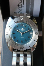 Load image into Gallery viewer, Russian Mechanical Automatic Wrist Watch VOSTOK AMPHIBIAN DIVER 150367
