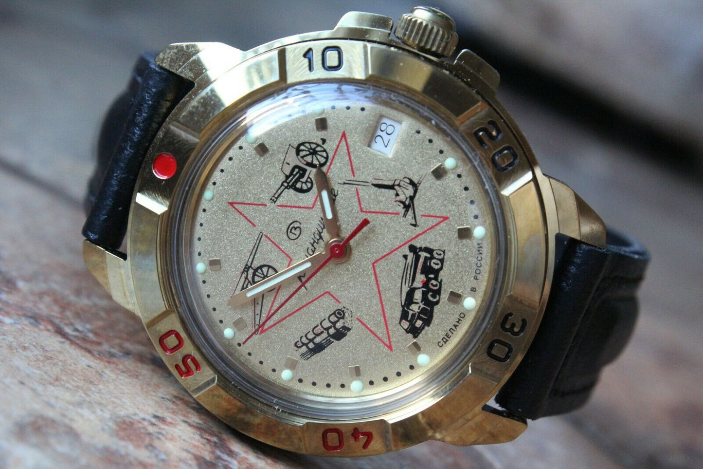 Vostok Komandirsky Military Wrist Watch # 439213 NEW