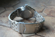 Load image into Gallery viewer, Russian Mechanical Automatic Wrist Watch VOSTOK AMPHIBIAN DIVER 100819
