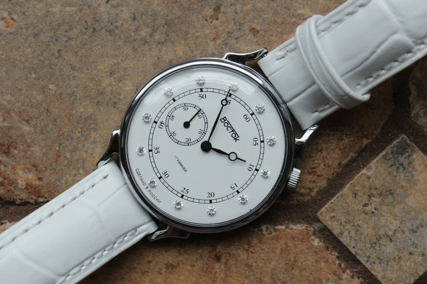 Vostok Women's Russian Mechanical Hand Winding Wrist watch 581593
