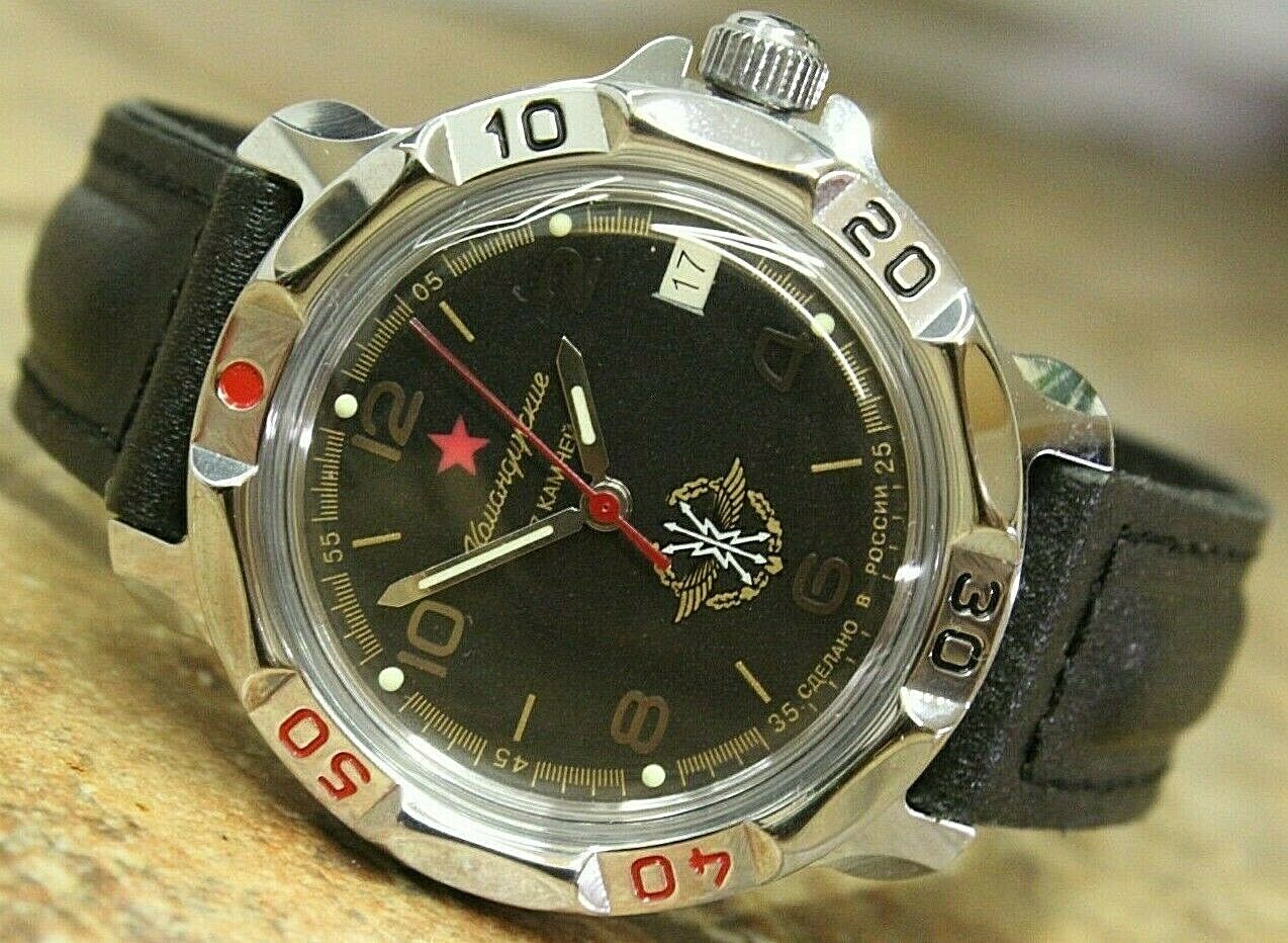 Vostok Komandirskie Mechanical Military Russian wrist watch Red Star 811296