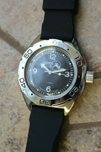 Load image into Gallery viewer, Russian Mechanical Automatic Wrist Watch VOSTOK AMPHIBIAN DIVER 670919
