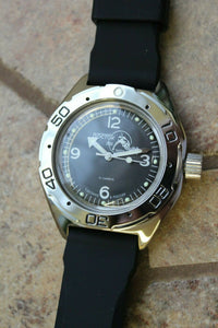 Russian Mechanical Automatic Wrist Watch VOSTOK AMPHIBIAN DIVER 670919