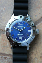 Load image into Gallery viewer, Russian Mechanical Automatic Wrist Watch VOSTOK AMPHIBIAN DIVER 120696
