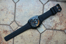 Load image into Gallery viewer, Vostok Amphibian Scuba Russian wrist watch 076798
