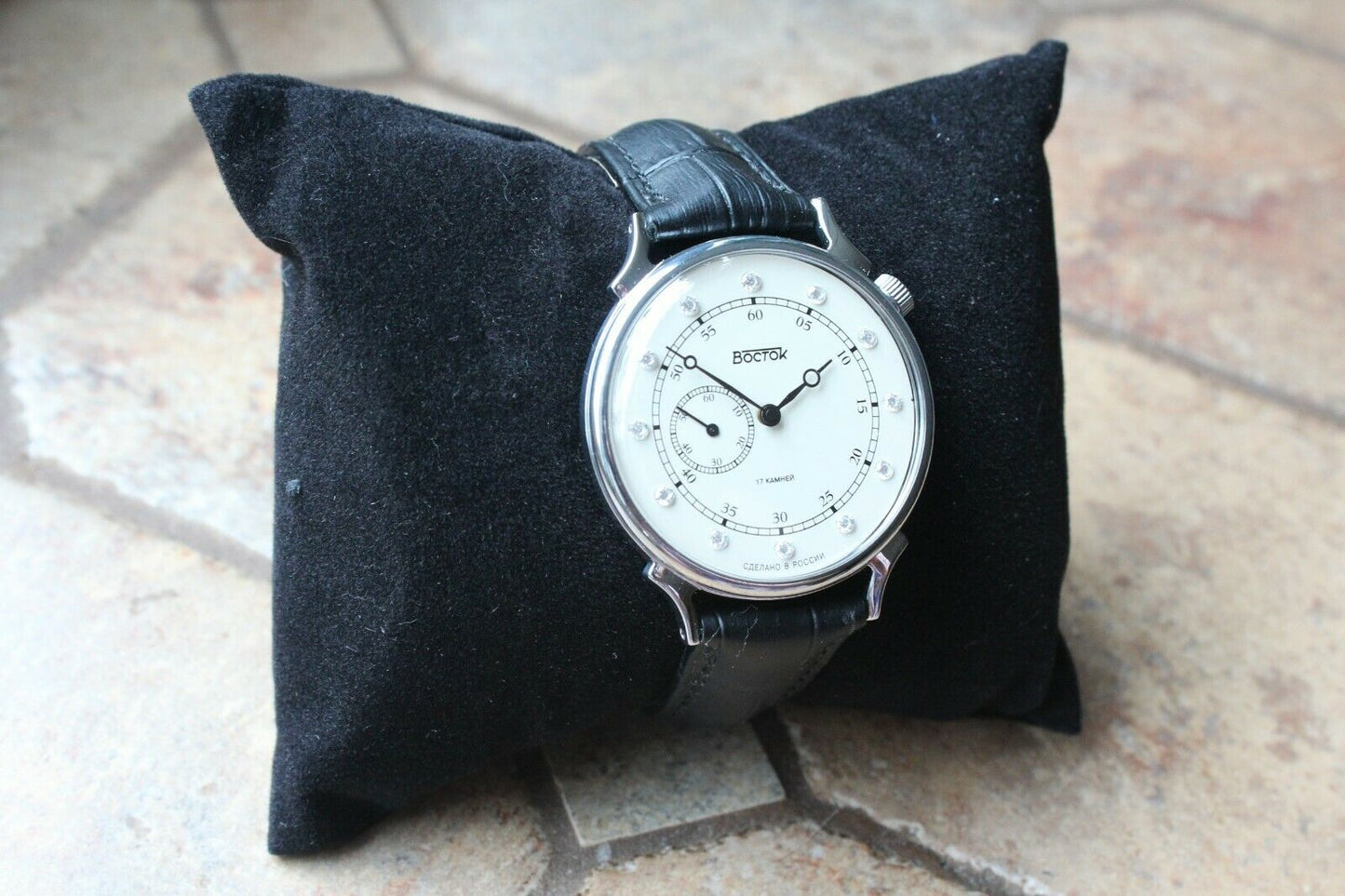 Vostok Fianit Women's Russian Mechanical Fashion wrist watch 581592