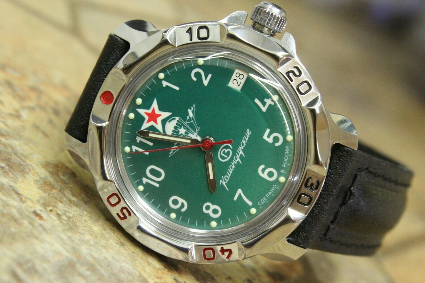 Vostok Komandirskie Mechanical Military Russian wrist watch Airborne 811307
