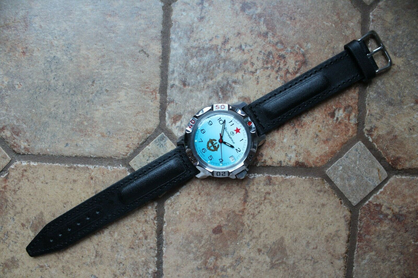 Vostok Komandirskie Mechanical Military Russian wrist watch 811314